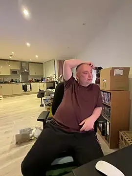 LondonTeffy online show from January 2026 10:25:02 PM