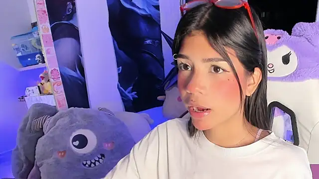 Snapshot of cutestephuwu chatting on March 2025 01:17:02 AM cutestephuwu online show from March 2025 01:17:02 AM