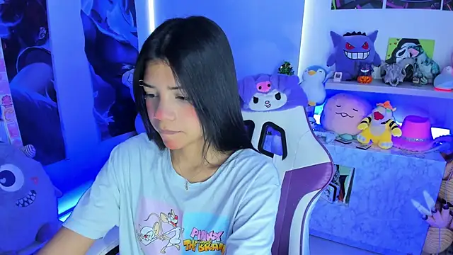 Snapshot of cutestephuwu chatting on December 2024 02:32:01 PM cutestephuwu online show from December 2024 02:32:01 PM