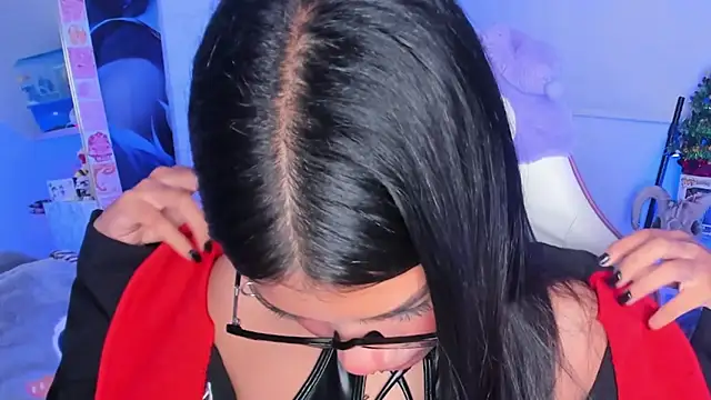 Snapshot of cutestephuwu chatting on March 2025 04:19:01 AM cutestephuwu online show from March 2025 04:19:01 AM