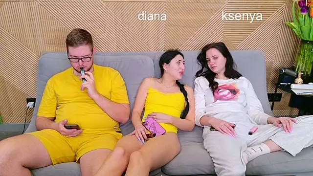 Ksenny online show from March 2026 03:54:01 AM