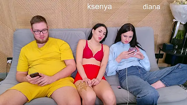 Ksenny online show from February 2026 05:22:01 PM