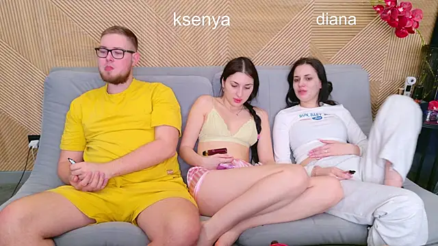 Ksenny online show from March 2026 05:29:02 AM