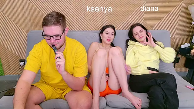 Ksenny online show from March 2026 03:58:02 AM