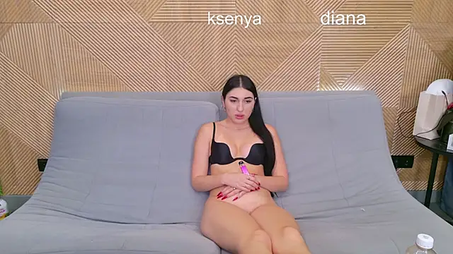 Ksenny online show from November 2025 03:49:02 PM