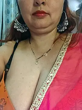 Dianaa9 online show from February 2026 04:40:02 PM