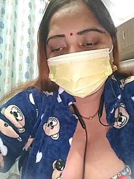 Snapshot of Dianaa9 chatting on November 2025 05:55:01 AM Dianaa9 online show from November 2025 05:55:01 AM