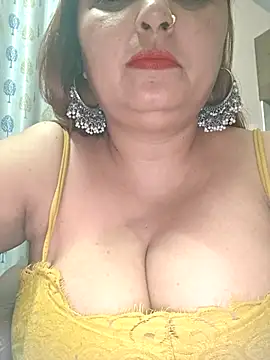 Dianaa9 online show from October 2025 06:30:01 PM