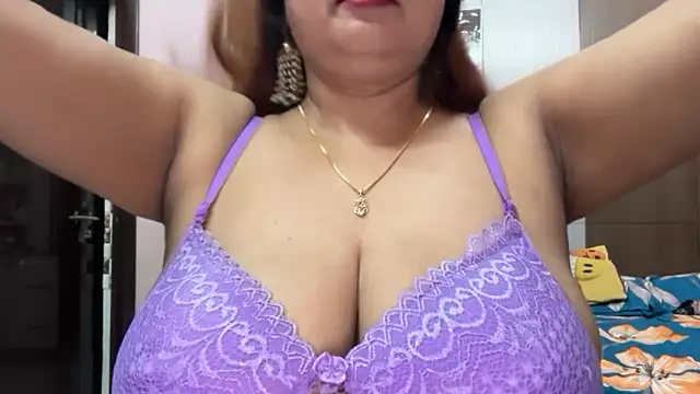 Dianaa9 online show from June 2026 06:24:01 PM