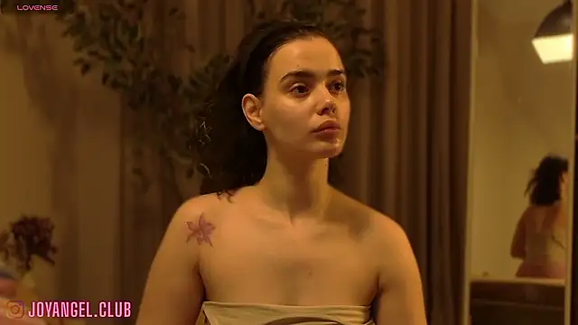 SophieCharm online show from March 2026 04:28:01 AM