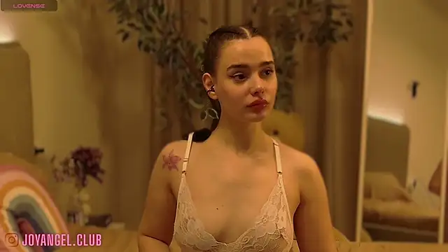 SophieCharm online show from March 2026 06:57:02 PM