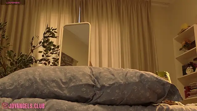 SophieCharm online show from March 2026 08:59:01 AM