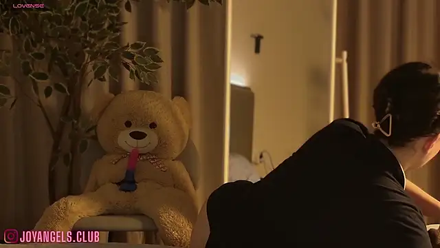 SophieCharm online show from March 2026 04:25:01 AM