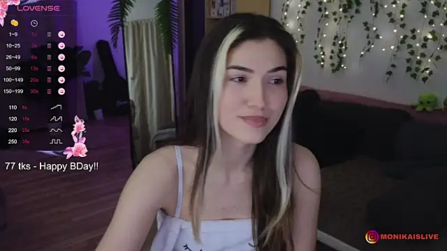 monikavenom online show from September 2025 08:14:02 PM