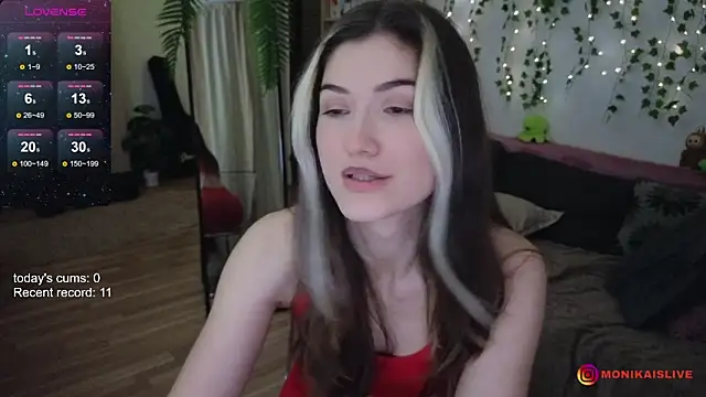 monikavenom online show from October 2025 02:12:02 AM