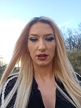 Snapshot of Julia-Sugar chatting on March 2025 05:20:01 PM Julia-Sugar online show from March 2025 05:20:01 PM