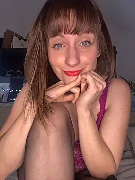 victoirenextdoor online show from January 2026 08:57:01 PM