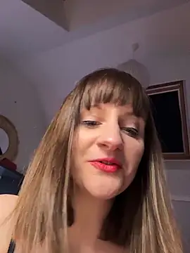 victoirenextdoor online show from December 2025 07:52:02 PM