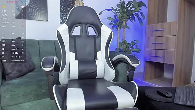 Alex sc  online show from November 2025 12:59:02 AM