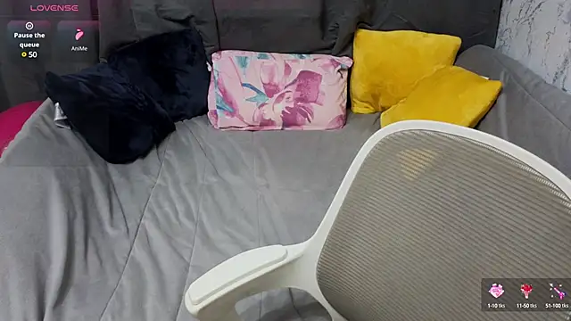 Snapshot of Nicole_Vvinson chatting on March 2025 08:21:02 AM Nicole Vvinson online show from March 2025 08:21:02 AM