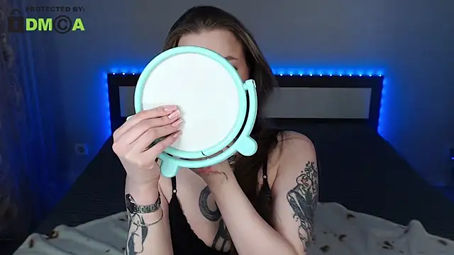 RonnieMilles online show from May 2026 01:36:01 PM