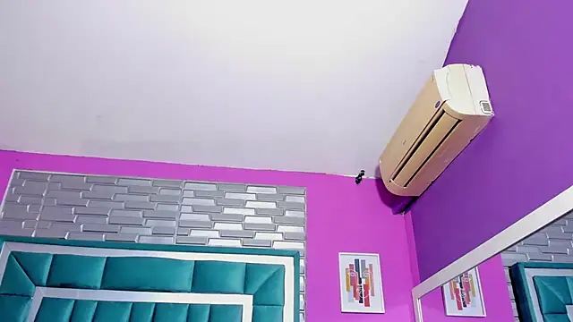 LORENSCOLLINS online show from February 2026 01:46:02 PM