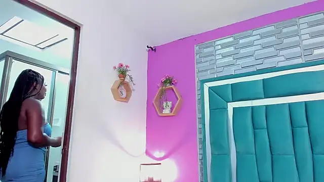 LORENSCOLLINS online show from September 2025 01:09:02 PM