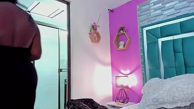 LORENSCOLLINS online show from January 2026 02:53:01 PM