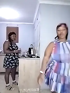 TheDoubleTrouble18xxx online show from November 2025 08:45:01 PM