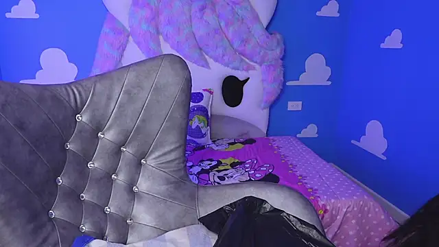 miss keisi online show from September 2025 06:03:01 PM