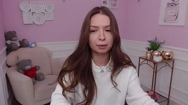 LucySkilar online show from November 2025 05:34:01 AM