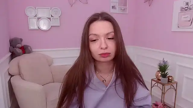 LucySkilar online show from December 2024 05:26:02 AM