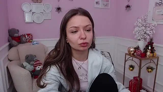 LucySkilar online show from January 2026 06:39:02 AM