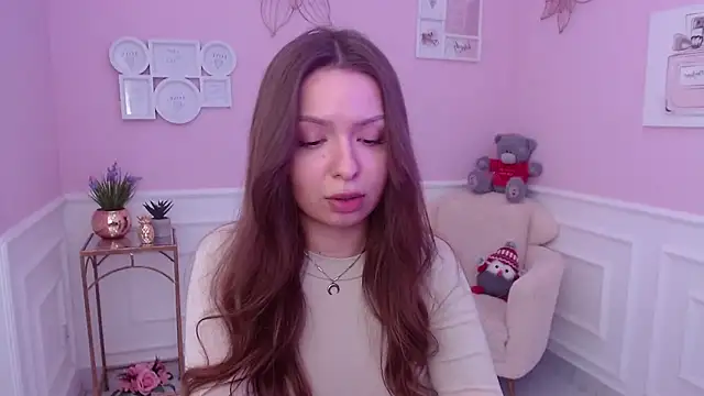 LucySkilar online show from February 2025 09:07:02 AM