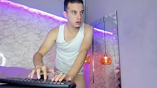 Maximo   online show from October 2025 08:43:01 PM