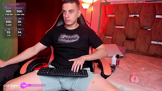 Snapshot of Maximo__ chatting on November 2025 09:36:02 PM Maximo online show from November 2025 09:36:02 PM