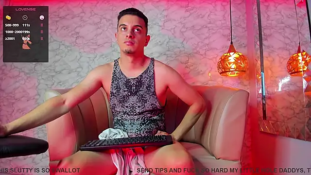 Snapshot of Maximo__ chatting on November 2025 10:10:01 PM Maximo online show from November 2025 10:10:01 PM