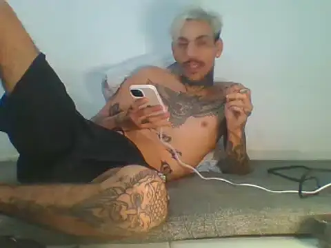 PitbullDiablo1 online show from November 2025 06:50:02 AM