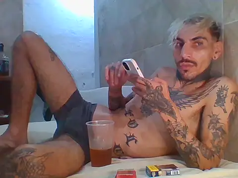 PitbullDiablo1 online show from November 2025 05:29:02 AM
