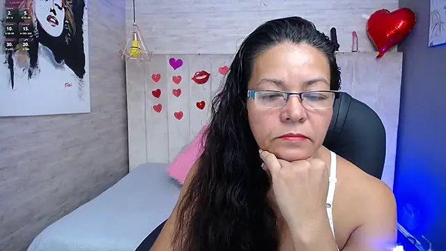 Snapshot of MaturePure chatting on March 2025 10:13:02 PM MaturePure online show from March 2025 10:13:02 PM