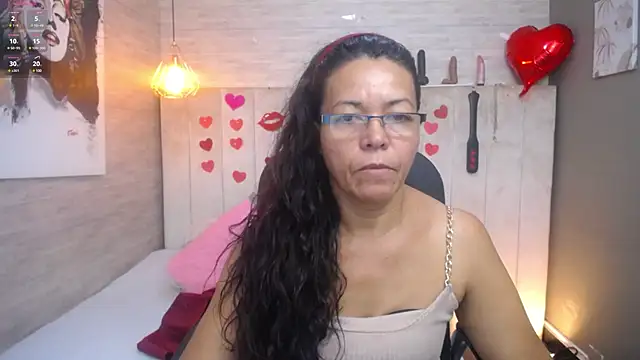 Snapshot of MaturePure chatting on March 2025 07:07:02 PM MaturePure online show from March 2025 07:07:02 PM