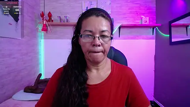 Snapshot of MaturePure chatting on October 2025 10:35:01 PM MaturePure online show from October 2025 10:35:01 PM