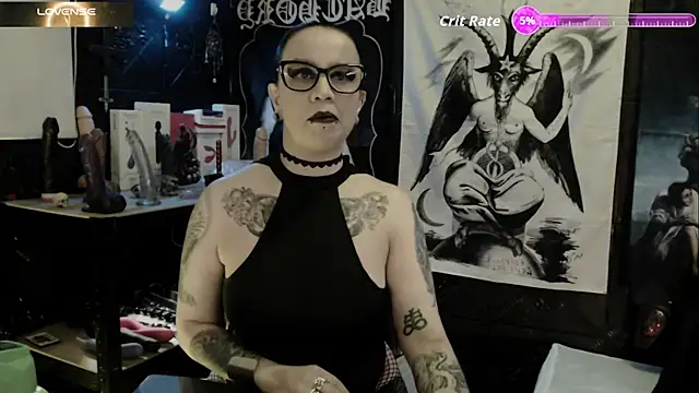 Evil Queen 666 online show from October 2025 05:43:02 AM