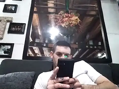 Rickeyslatter online show from November 2025 07:17:01 PM