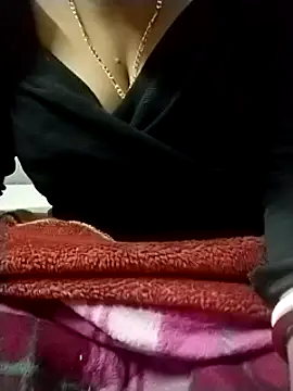 Snapshot of Sexy_rosyyyy chatting on January 2025 11:15:02 AM Sexy rosyyyy online show from January 2025 11:15:02 AM