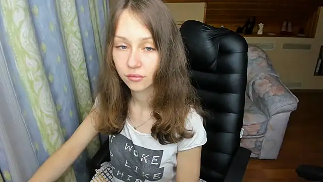 AfinaCutie online show from November 2025 01:37:02 PM