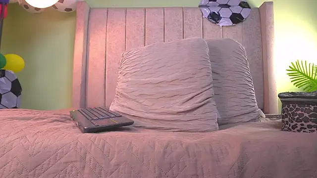patty m online show from June 2026 12:02:01 PM