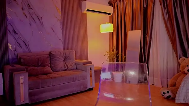 HannaByron online show from March 2026 03:50:02 AM