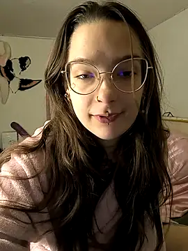 Snapshot of mamiedonuts chatting on September 2025 09:47:02 AM mamiedonuts online show from September 2025 09:47:02 AM