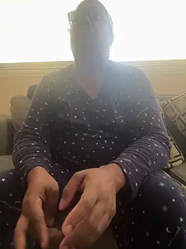 ebonyred online show from December 2025 03:04:01 PM